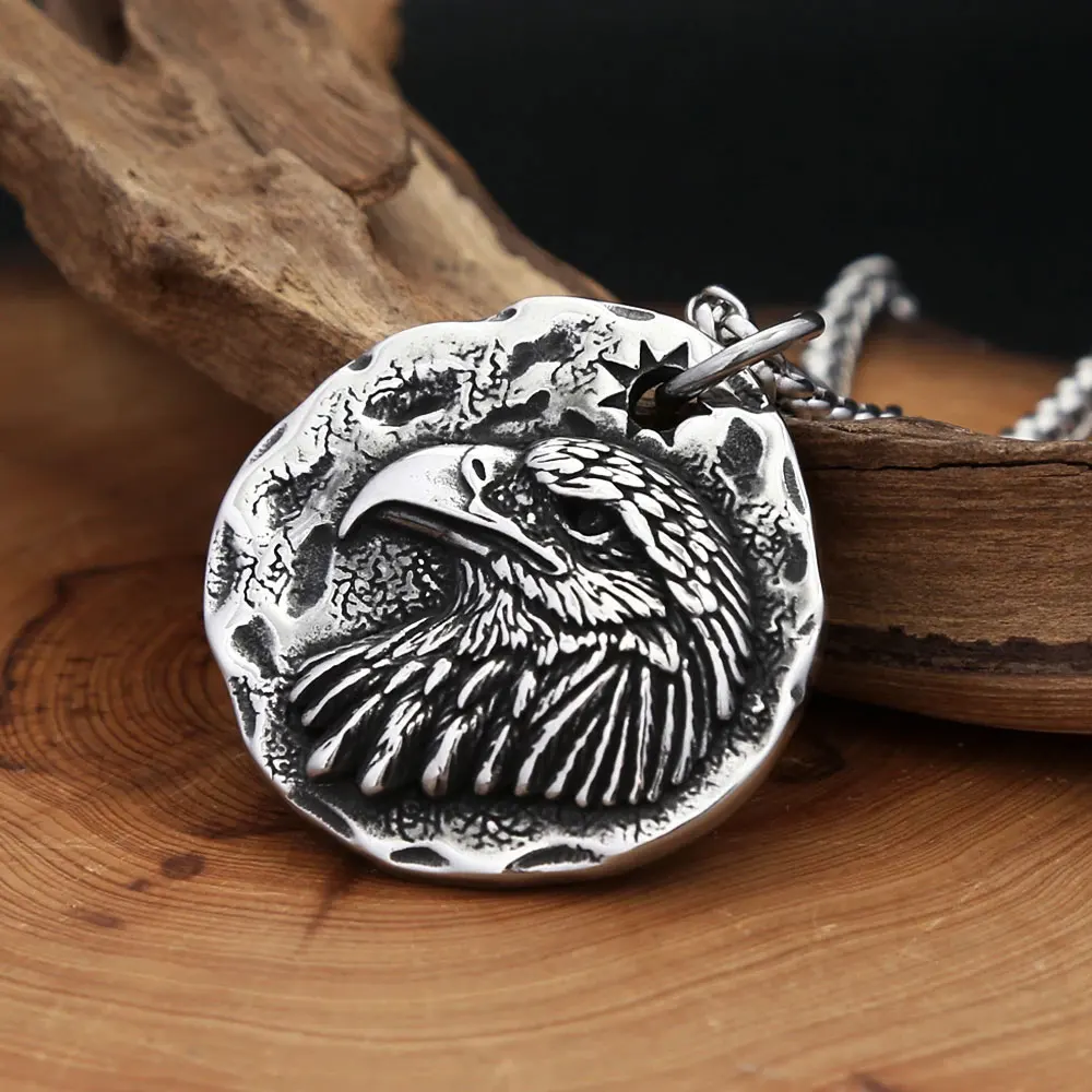 

Vintage Stainless Steel Sculpture Eagle Head Pendant Necklace Punk American Bald Eagle Necklace Fashion Man Boys Biker Jewelry