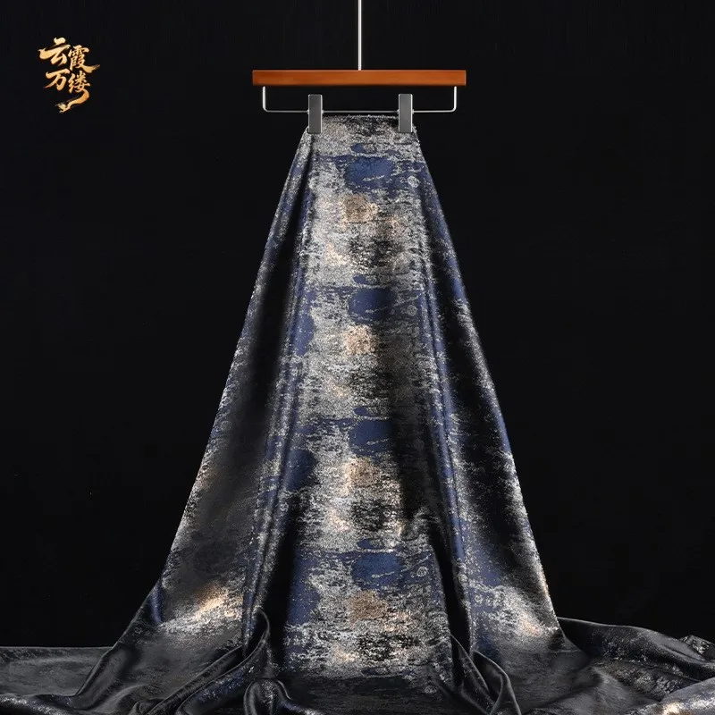 Two-color interplay double-sided gilded jacquard fabric dress cheongsam Han Dynasty clothing designer