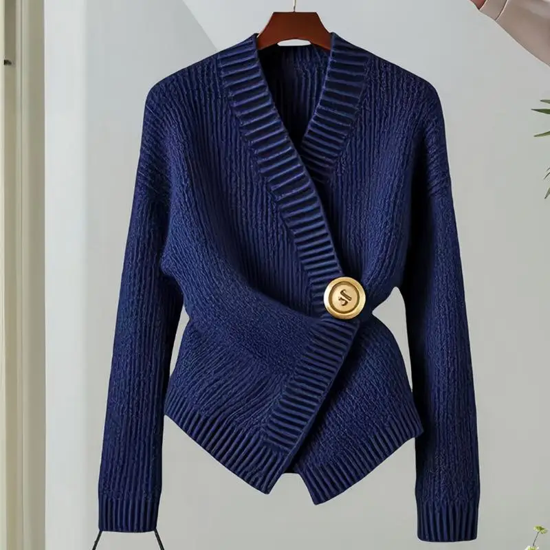 

Повседневный вязаный кардиган, женский свободный свитер с длинными рукавами и v-образным вырезом на одной пуговице, женский модный однотонный трикотаж 2025 года