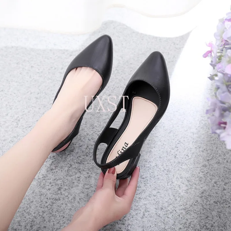 

Fashionable New Sandals for Women with Shallow Mouth Low Heel Non Slip Single Shoes Casual Jelly Sandals for Wearing Outside