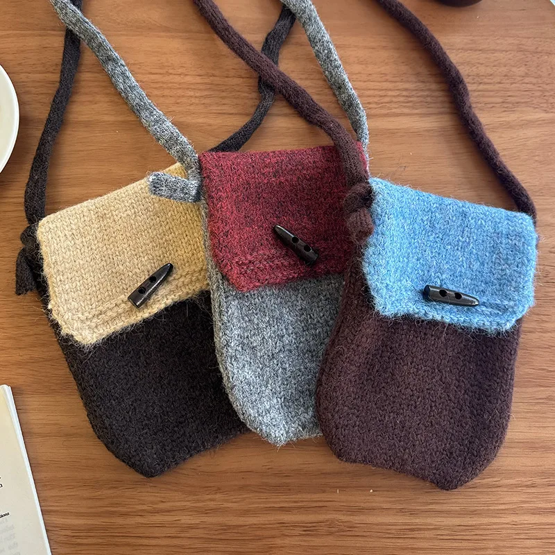 

1pc Mobile Phone Women's Bag Niche Design Knitted Mobile Phone Bag Women's Handbag Mini Fashion Crossbody Bag
