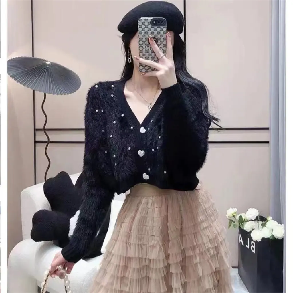 

Women's Japanese Beaded Sweater Coat V-neck Mink Velvet Knitted Cardigan Short Top for Autumn Winter Gentle Sweet Style