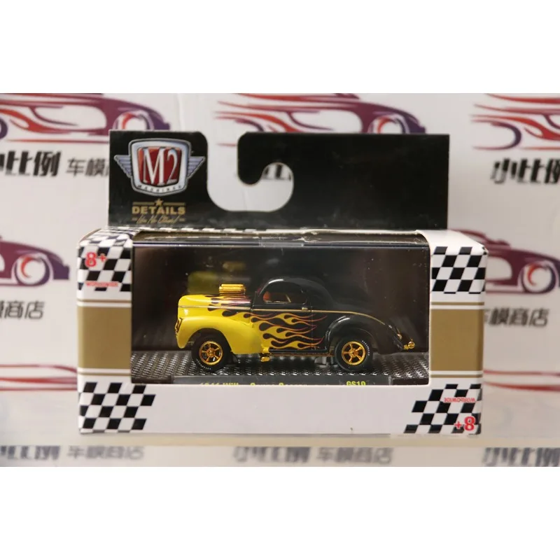 نموذج سيارة مصنوع من خليط معدني مقلد عالي الجودة مجموعة نماذج سيارة ثابتة حلي جديدة تمامًا مع عبوة نموذج سيارة مقلد