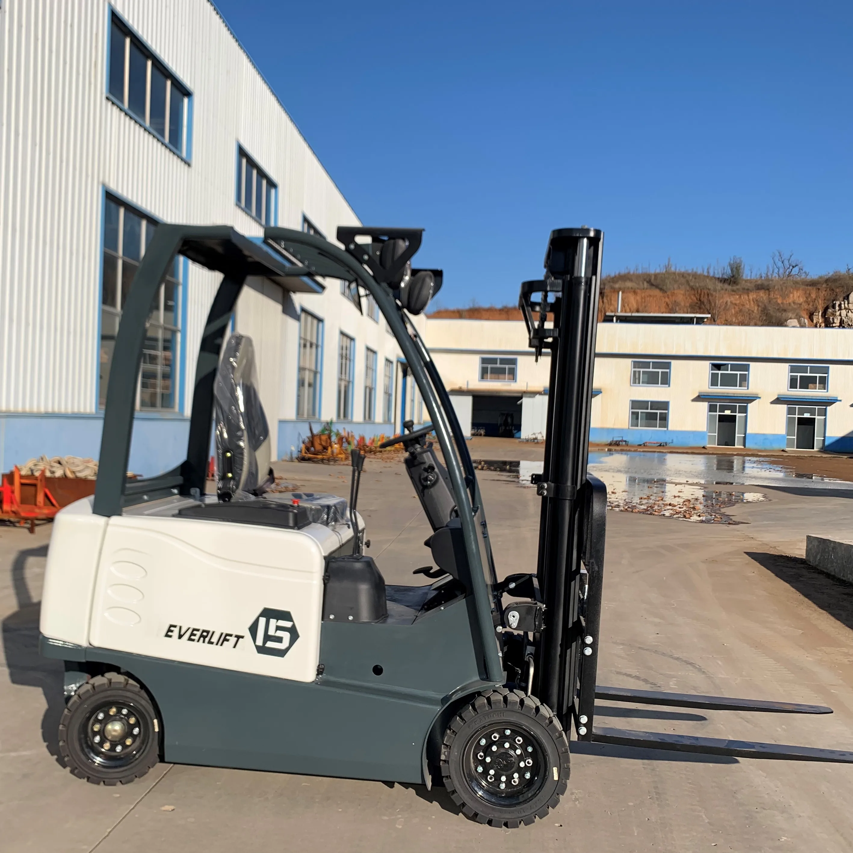 Merek EverLIFT FB15E Forklift elektrik 1.5t 1500kg 4 roda dengan harga Forklift bagus