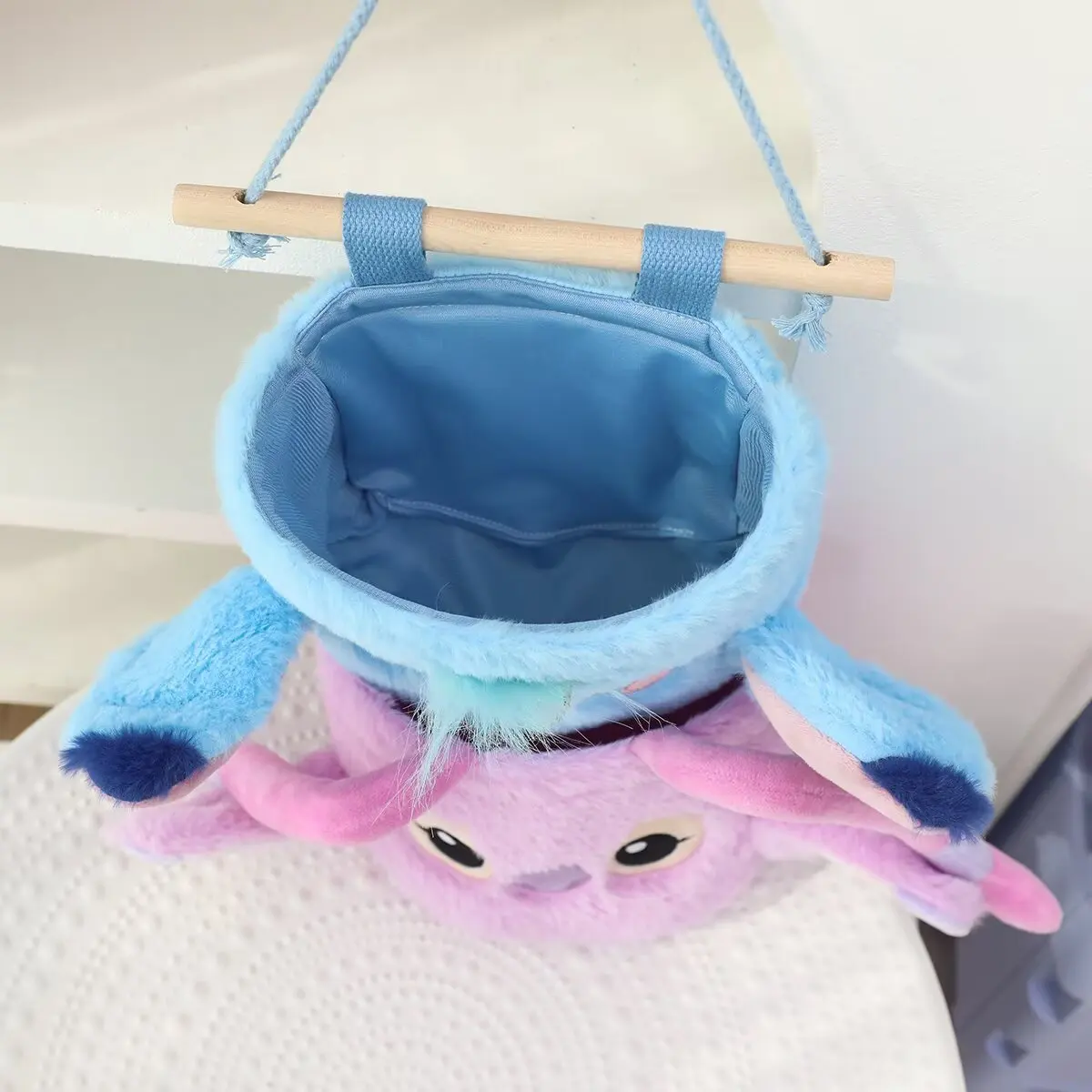 Bolsa colgante de felpa de punto de dibujos animados, bolsa de almacenamiento decorativa, bolsa de almacenamiento multifuncional, bolsa de almacenamiento montada en la pared detrás de la puerta