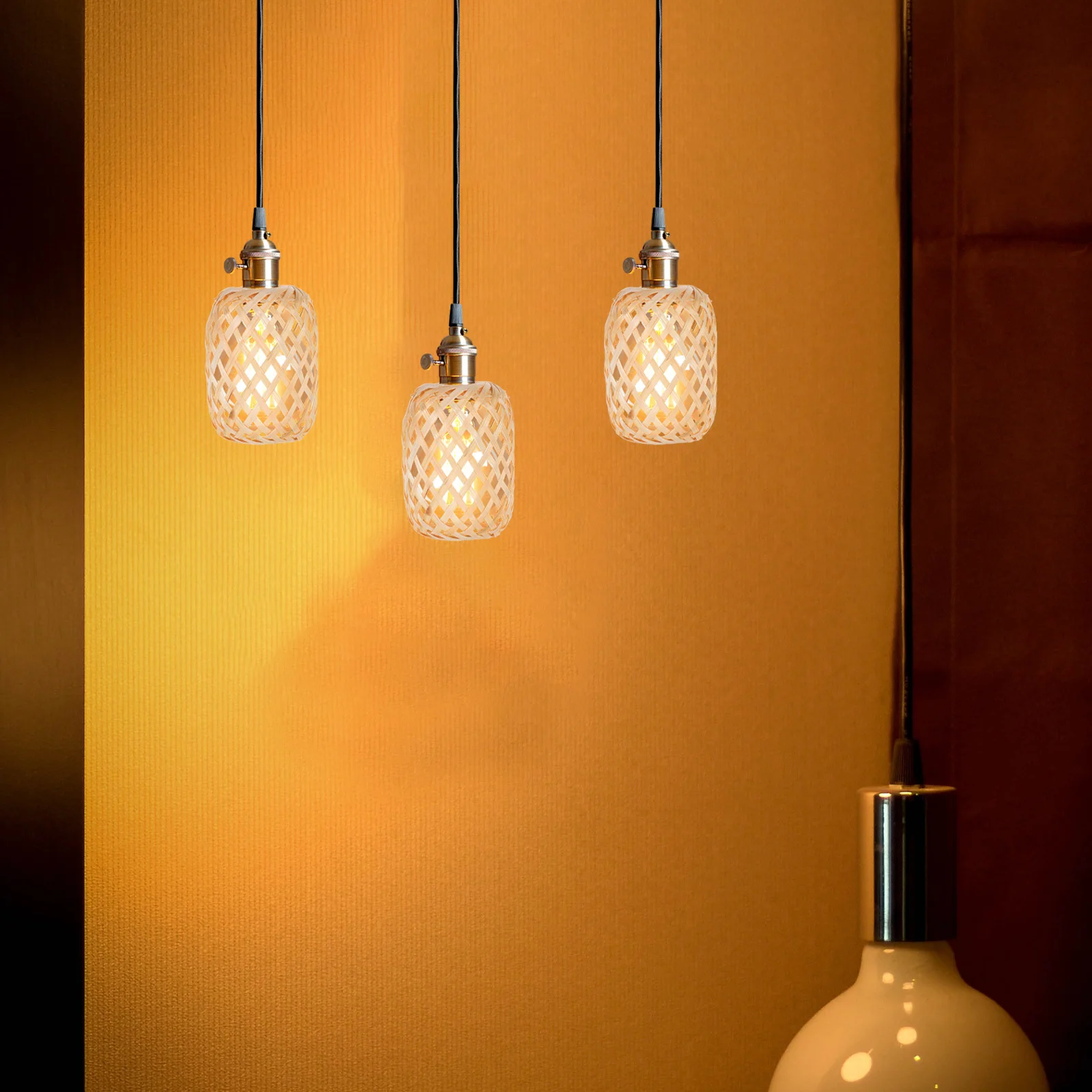 

4pcs Handwoven Bamboo Lampshades Miniature Woven Lantern Shades For Home Decor Party Wedding Lighting Diy Decorative Cage Lights