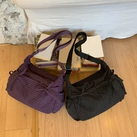 Bolso de hombro individual con rejilla retro de estilo coreano, gran capacidad, versátil para la escuela, el trabajo y los desplazamientos, diseño unisex