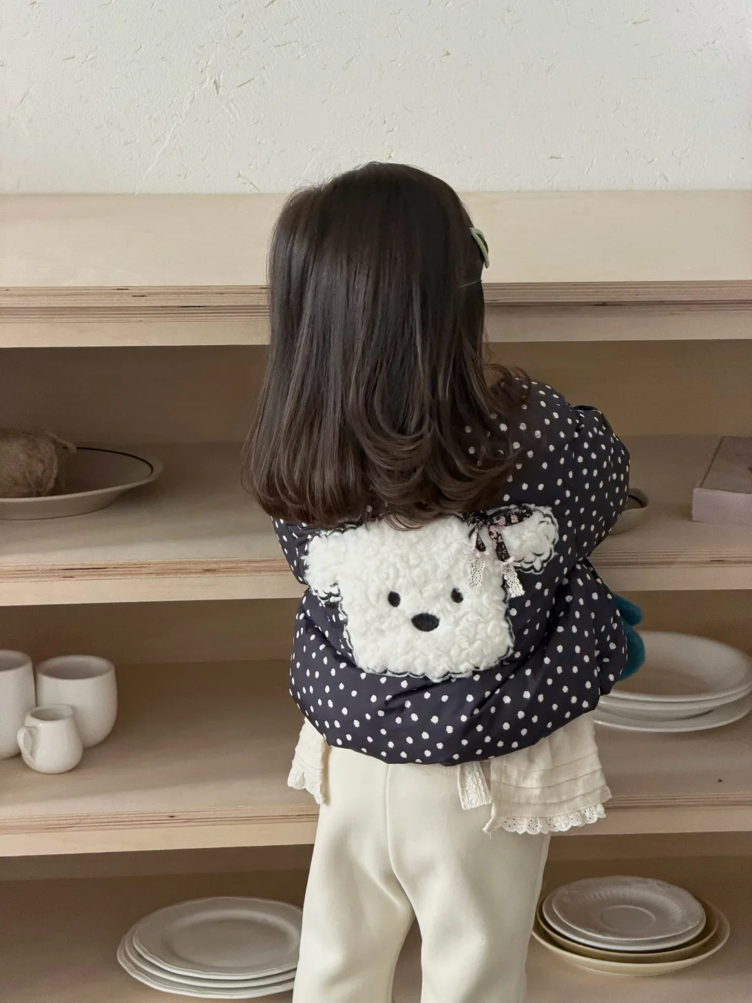 2025 شتاء جديد طفل طويل الأكمام معطف دافئ زائد المخملية سميكة الرضع فتاة القطن وسادة مبطنة طفل الكرتون البولكا نقطة معطف