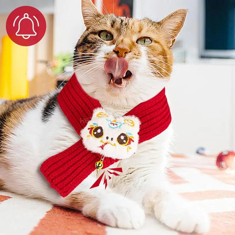 Sciarpa per cani in maglia rossa Bandana per gatti rossi Sciarpa per cani calda Bandane per animali domestici Autunno Inverno Vestito festivo Accessori per animali domestici per piccoli, medi e grandi