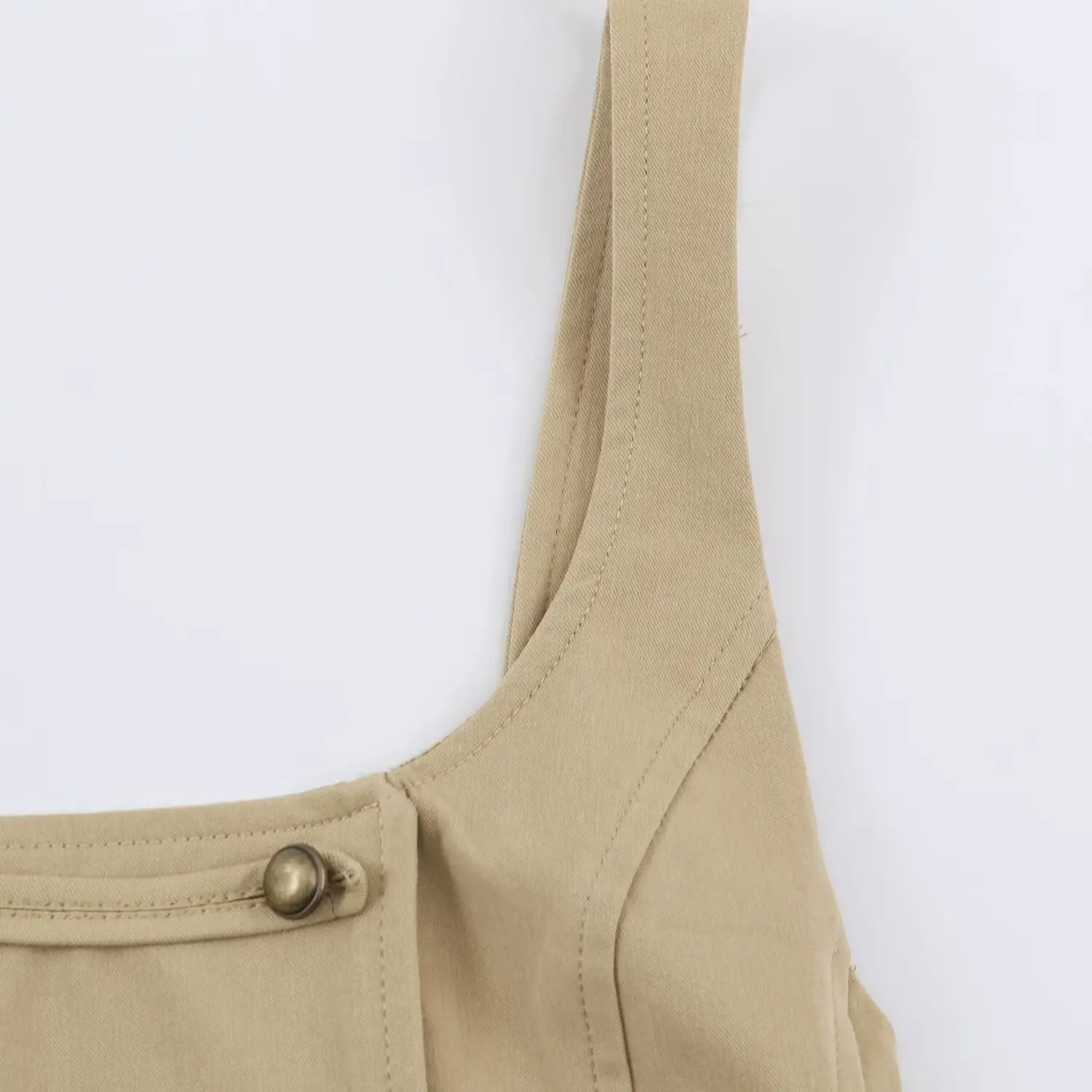 KONDALA Damen Sommer Elegantes Trägerkleid Figurbetontes Kleid mit Vintage-Knöpfen Verziertes Kurzkleid 2026 Trendiges Urlaubs-Freizeitkleid Schicke Kleider – Detail 6