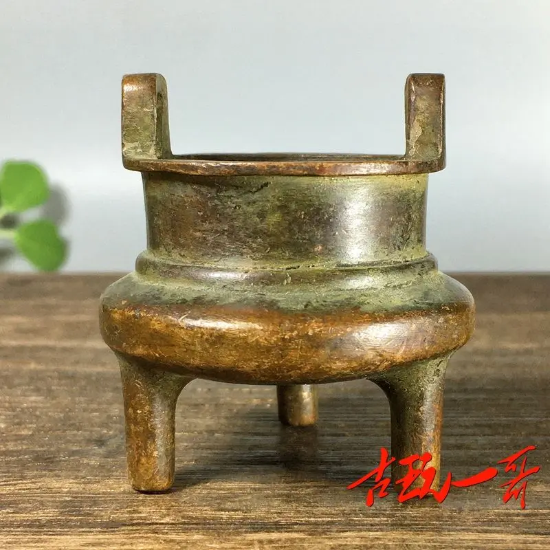 Three legs attract wealth Incense Burner Statue for Tea Home Decor Ornaments