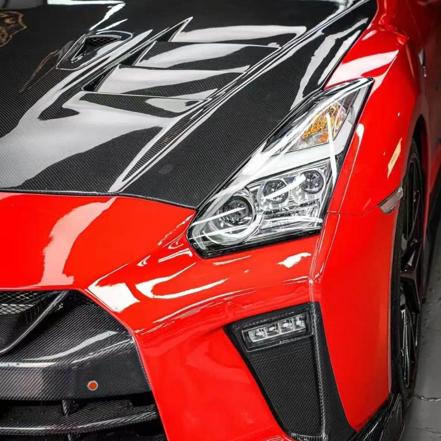 

For Nissan 08-2017 R35 GTR Carbon Fiber TS Style Hood Bonnet Body Kit
