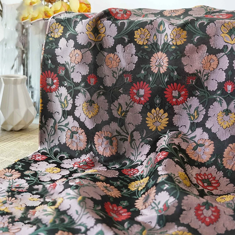 

Classic Contrasting Color Small Flower Yarn Dyed Jacquard Fabric Spring Autumn Dress Bag Diy Sewing Fabric 50cmx140cm