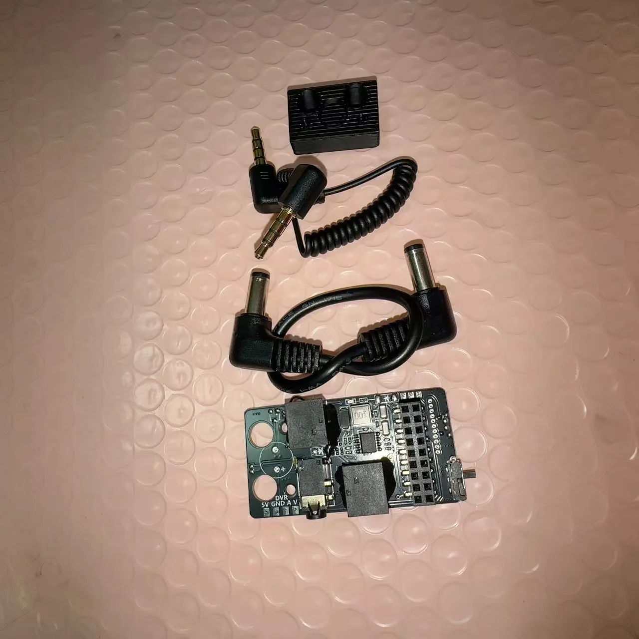 

Goggles 5.8G Receiver Digital to Analog Receiving Module Low Voltage RX PORT 3.0 PLUS for Fatshark for DJI FPV V1 V2 Goggles