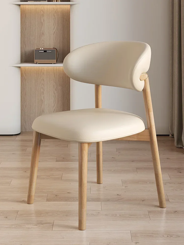 無垢材のダイニングチェア家庭用ライト高級ハイエンドバックチェアモダンシンプルレストランホテルデザイナーダイニングテーブルチェア