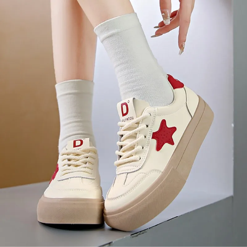 Thick sole board shoes for women in autumn 2023 new lace up comfortable and elevated soft sole sports casual shoes