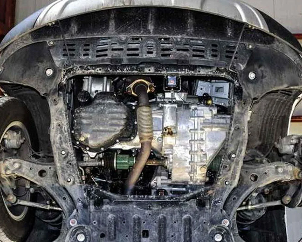 แผ่นกันโคลนใต้เครื่องยนต์คุณภาพสูง สีดำ สำหรับรถยนต์ BYD S6 ปี 2011-2014 เครื่องยนต์ 2.0L 2.4L