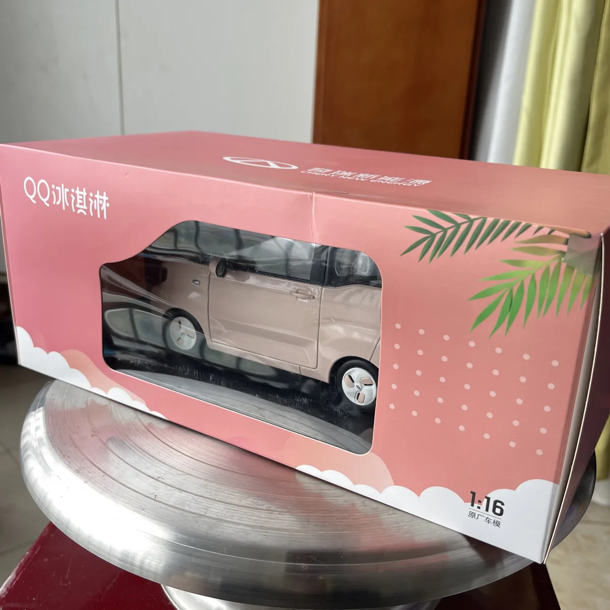 نموذج سيارة مصنوع من خليط معدني من آيس كيو كريم، نموذج جيتور شيري، كونترو أفانتيير، عرض المجموعة، ماسادا، عي قار، بيربا، 1:16