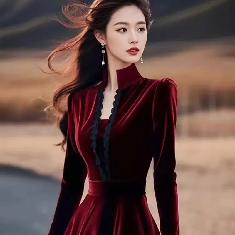 2026 Elegantes langes Samtkleid für Damen – Herbst Neuheit, Langarm, Tailliert, Lässig, Vielseitig, Elegantes Pulloverkleid, Damen Vestidos