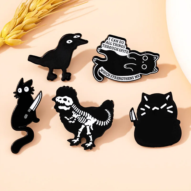 

Брошь с мультяшным котом, милый череп, динозавр, ворона, маленький черный сплав, капельное масло, значок, аксессуар