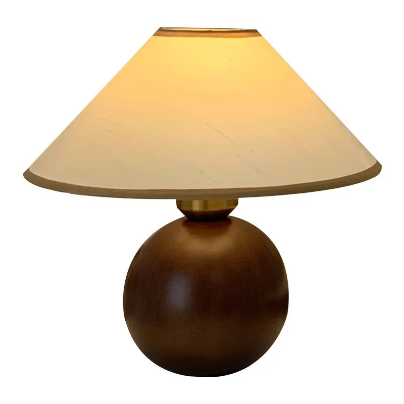 

Американский ретро темный деревянный шар ins ветер ткань настольная лампа спальня прикроватная лампа теплая атмосфера лампа учебная настольная лампа