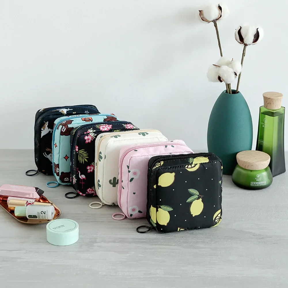 Cute Large Capacity Sanitary Napkin Storage Bags Girls Cartoon Physiological Period Tampon Organiser Bag