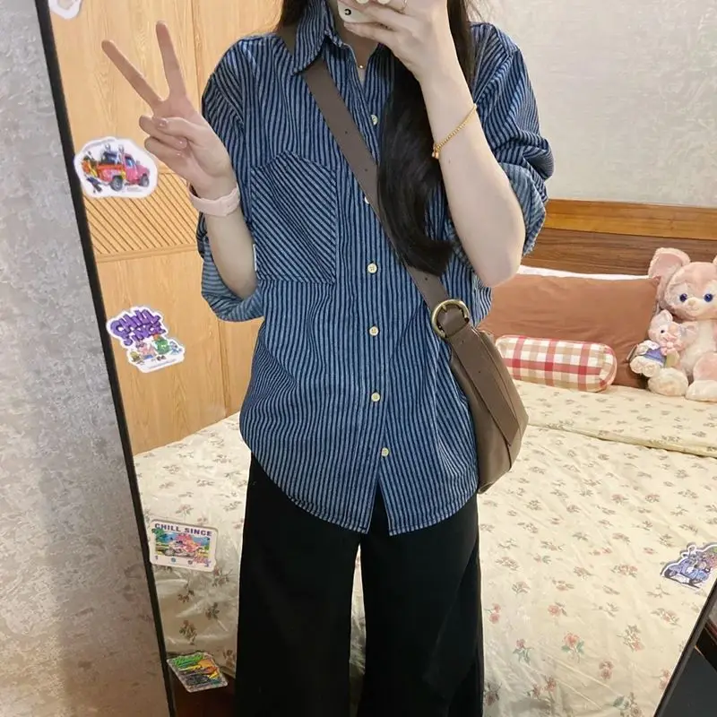 

Retro Blue Striped Shirt Women's Loose Casual Thin Coat Top