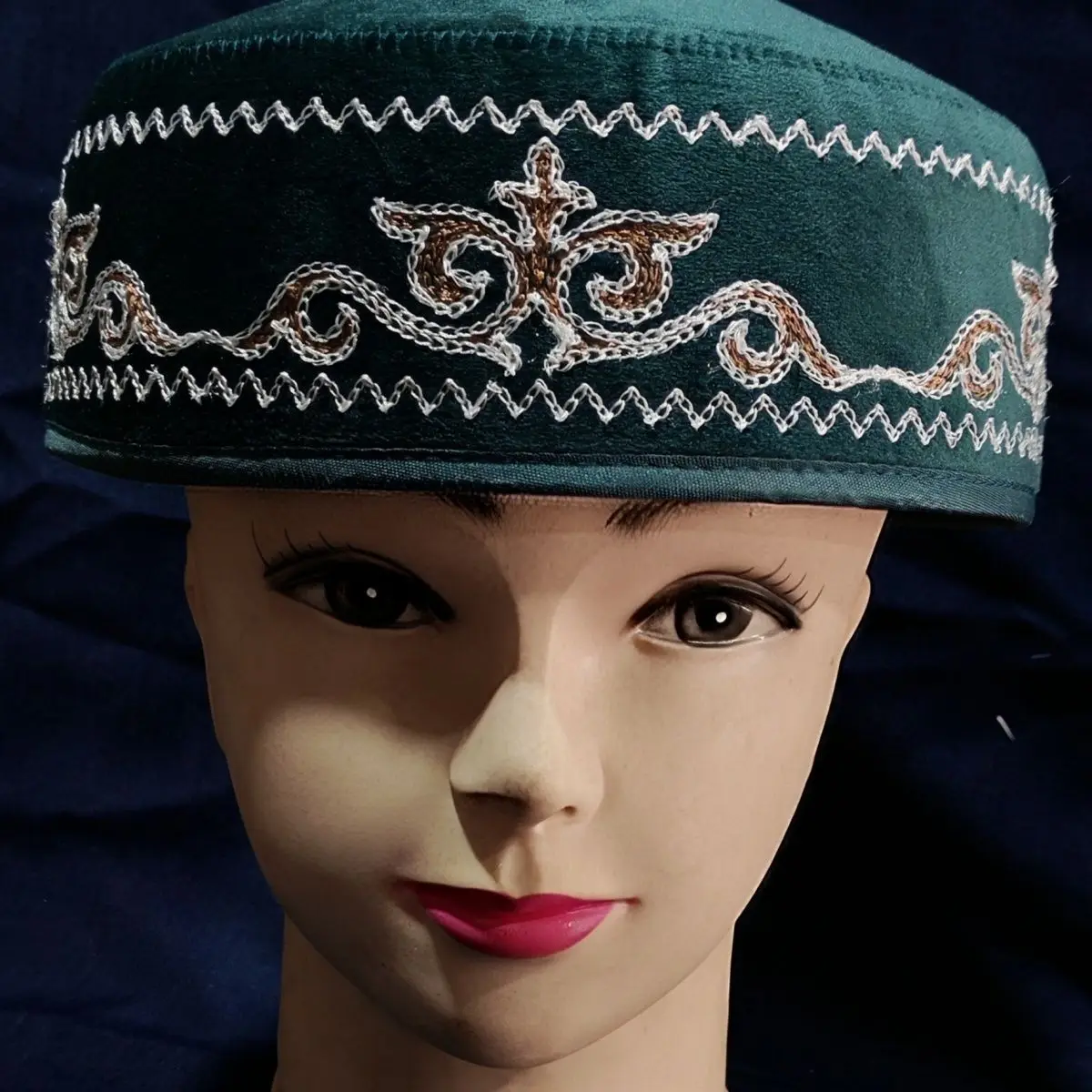 มุสลิมหมวกสําหรับชายเสื้อผ้า Freeshipping สวดมนต์หมวกเย็บปักถักร้อย Kufi อิสลาม Hijab ซาอุดีอาระเบียชาวยิว Headwraps 03538