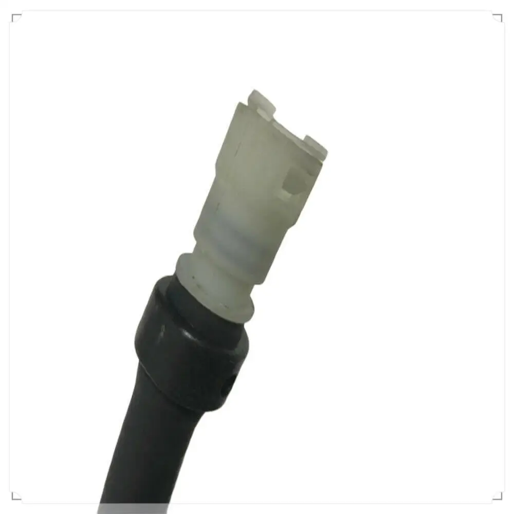 

Нижний выпускной шланг обогревателя двигателя для Cadillac GMC Escalade 15834773