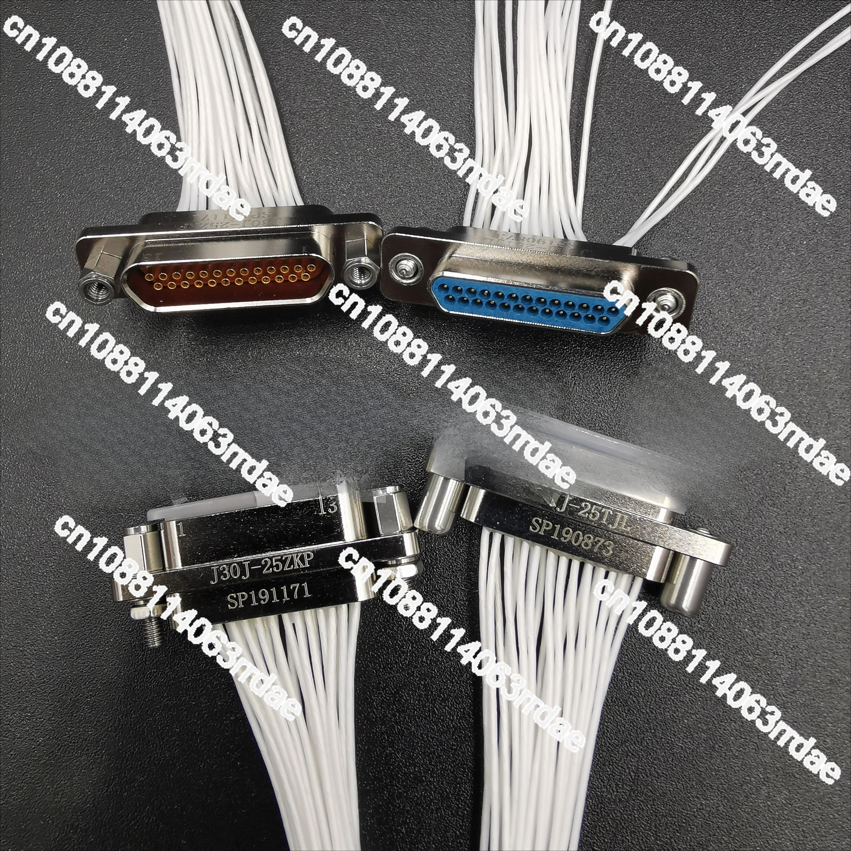 

J30J-25ZKP 25TJ/ZK 25 Core Plug Socket J30J-25TJL