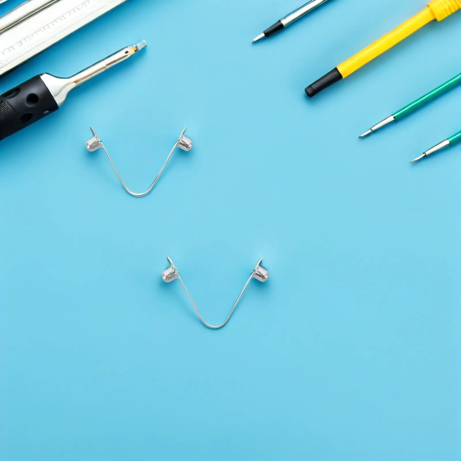 

40Pcs Umbrella Spring Clips V Shape Push Button Locking Tube Pins for Kayak Paddle Tent Pole Hollow Tube Snap Clips Outdoor