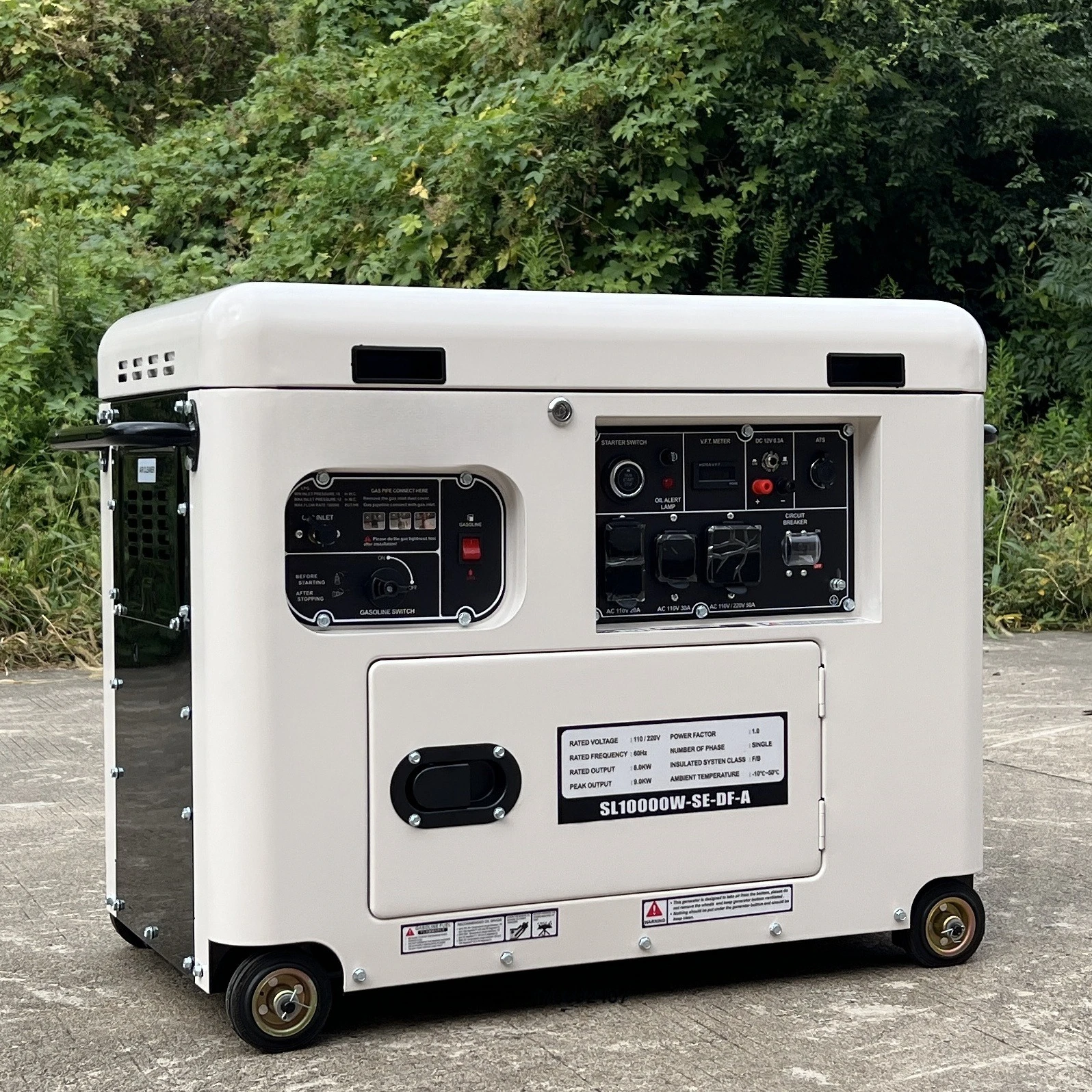 

Звукоизоляционный генератор номинальной мощности 8 кВт для домашнего использования с двумя топливными генераторами