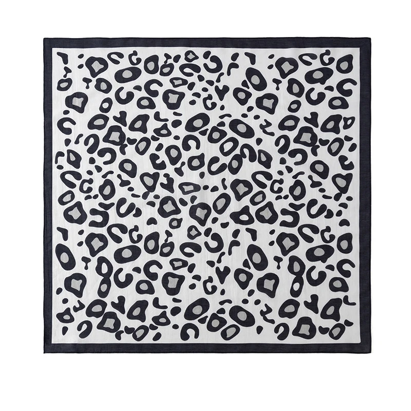 

65cm Leopard Print 30% Silk 70% Cotton silk cotton Blended Silk Scarf For Women square Hijabs neck protection small scarf Banda