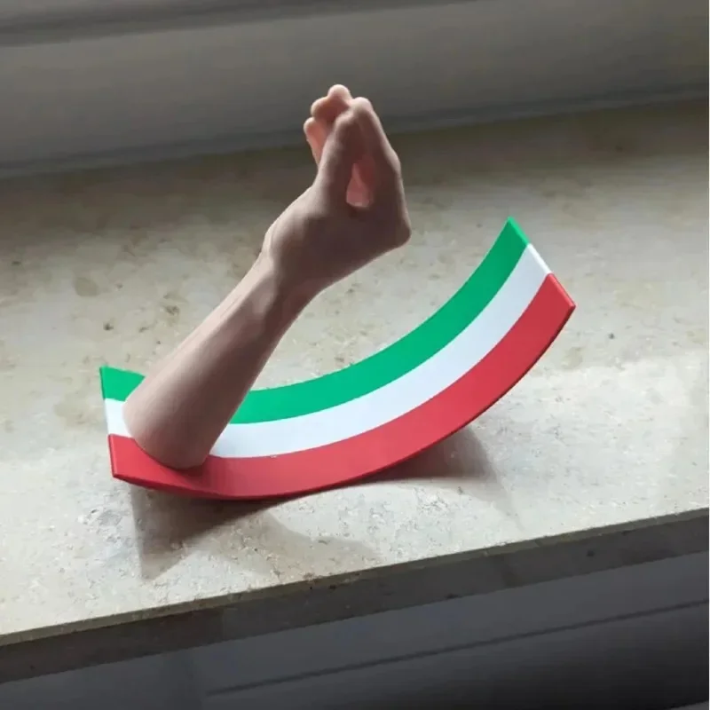 

Italian Hand Gesture Swinging Desk Toy Funny Desktop Decoration For Office Car Dashboard Waving Arm Creative Ornament Gift