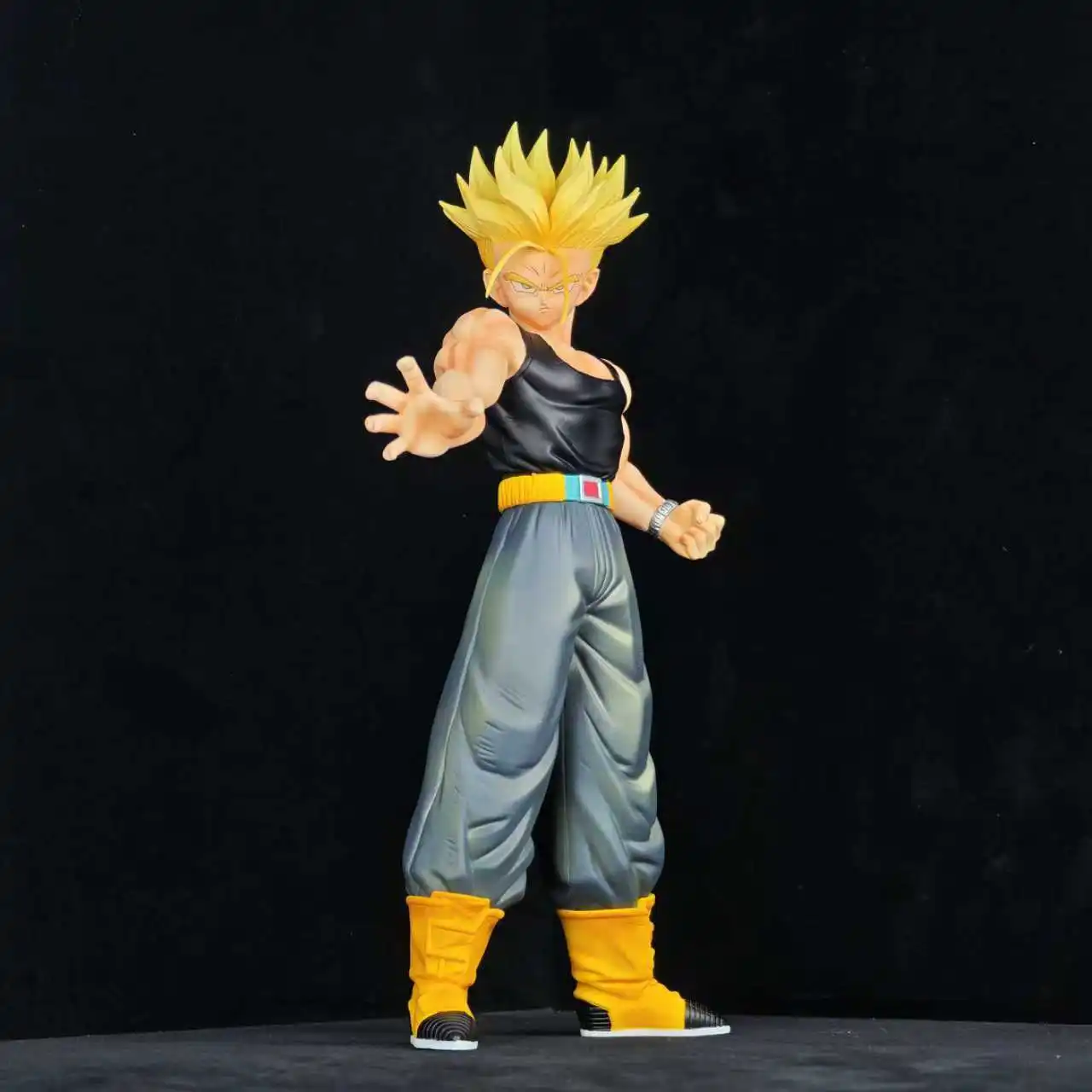 

Dragon Ball Z Infinite Warriors Trunks Statue - Anime Collectible Figure, Desktop Decoration & Gift For Fans
