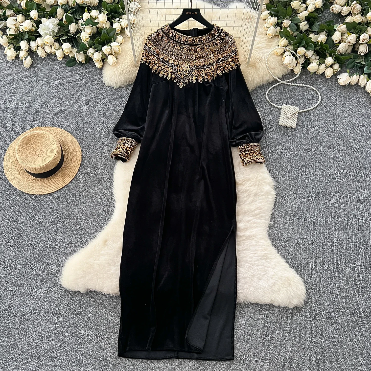 Elegant Long Sleeves Vintage O-Neck Chic Sequin Embroidered Beads Loose Split Velour Dresses French High Street Winter Clothing