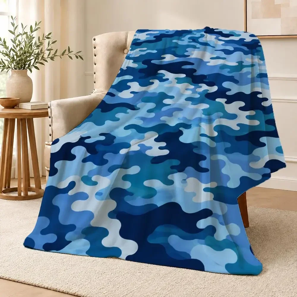 Military Style Camouflage Tactical Woodland Army Pattern Throw Soft Flannel Throw Blanket Warm for Couch Bed SofaCozy All Season