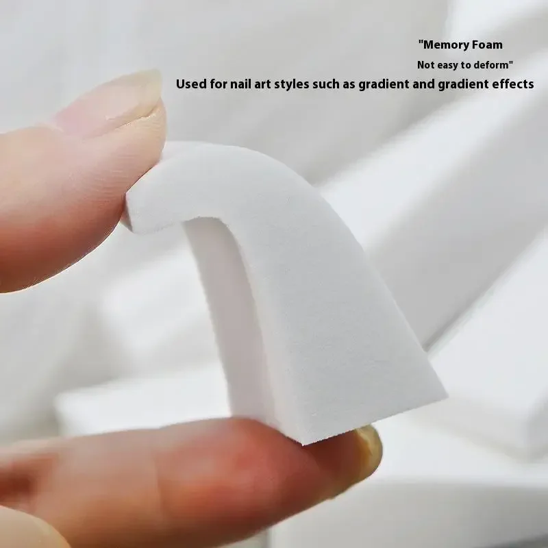 20/50 個白三角形ソフトスポンジネイルブラシグラデーション効果絵画ゲルハロー染色ツールブラシ DIY マニキュアメイクスポンジ