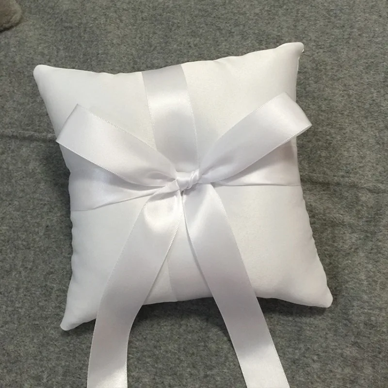 

Подушка для кольца невесты, европейский белый бант, кольцо с крестом и узлом, реквизит, свадебное предложение, подарок