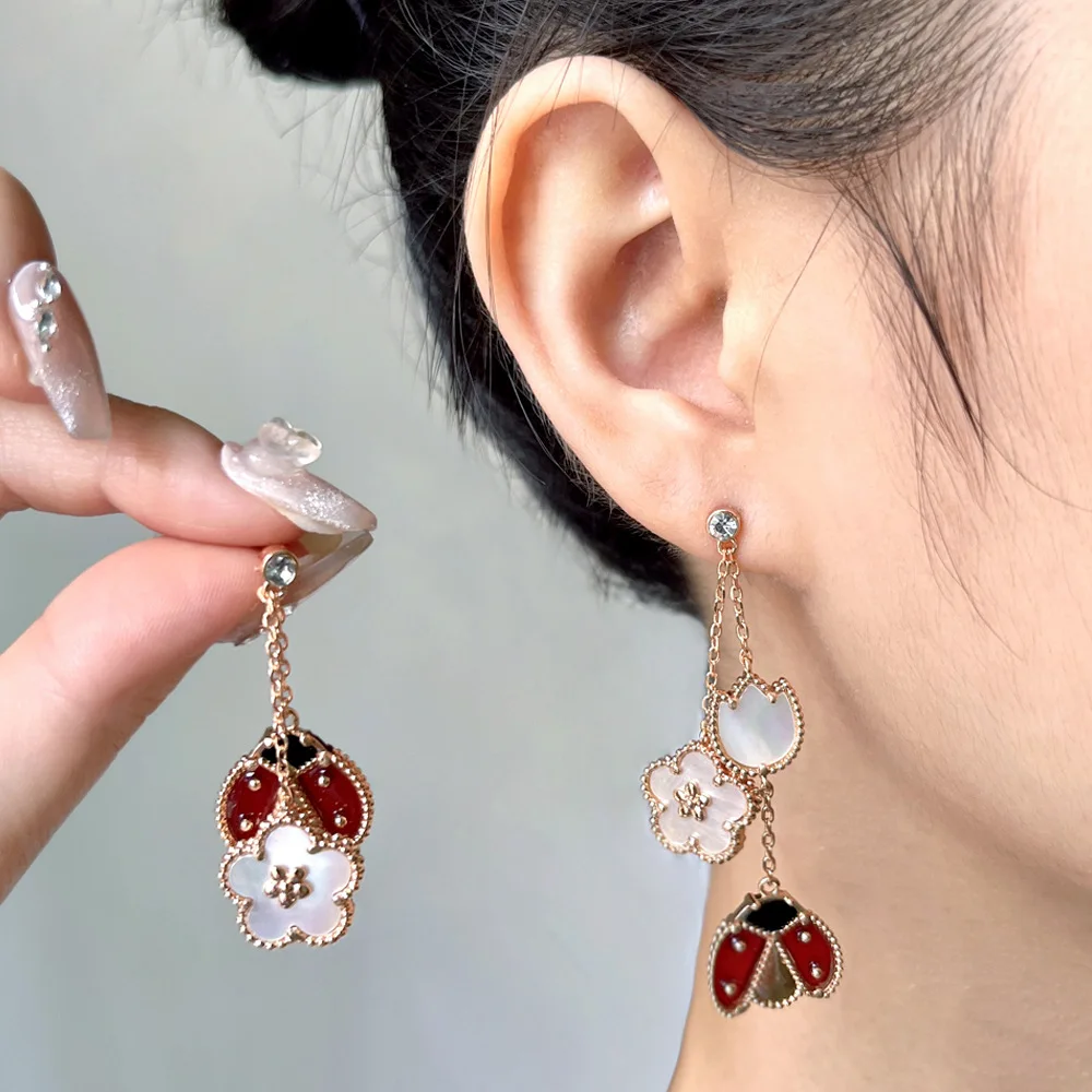 

2024 new asymmetrical flowers White Shell Champagne Rose gold plum earrings fine Ladybug long fringe