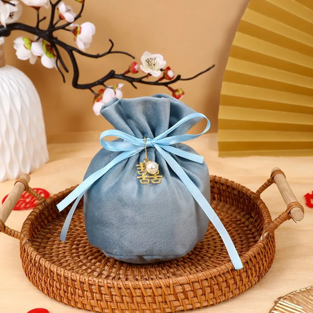 Jewelry Organizer Chinese Drawstring Candy Bag Velvet Tassel Flannel Gift Bag Traditional Exquisite Wedding Gift Bag Party