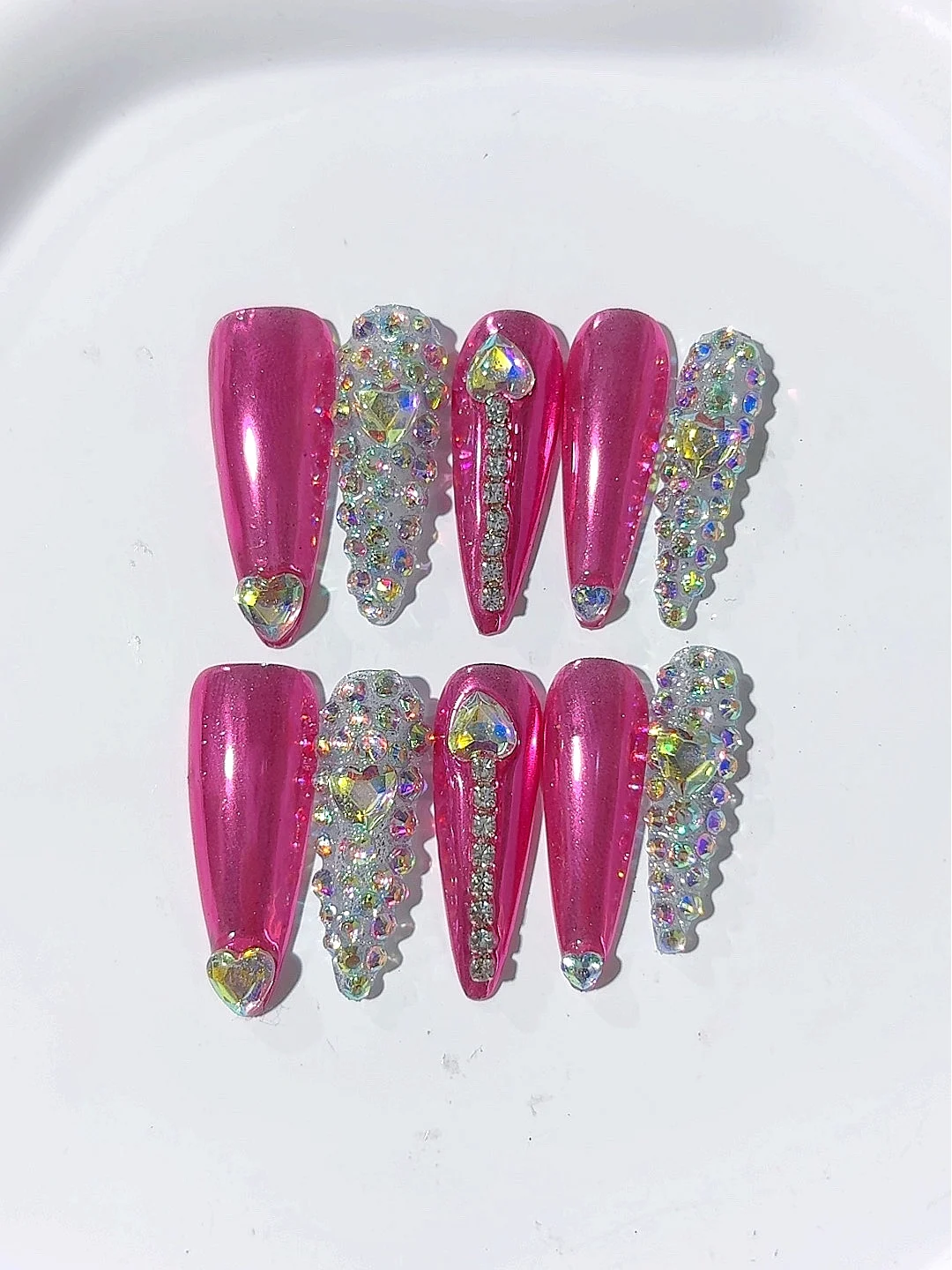 

Glossy Fingertip Heart Diamond Accessible Luxury Style Fashion Manicure (L002)