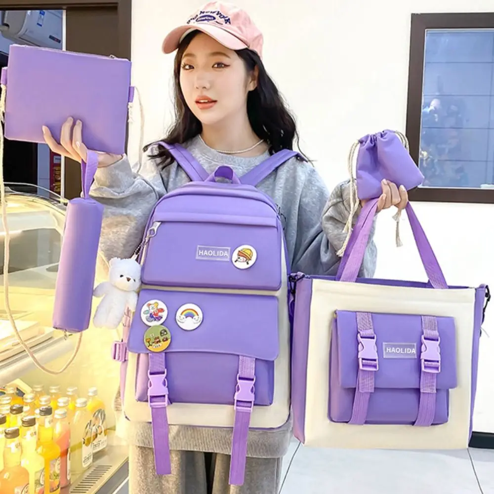 Borse alla moda in Nylon di grande capacità in tela zaino a tracolla con Badge semplice zaino per pendolari borsa da scuola in stile coreano per studenti