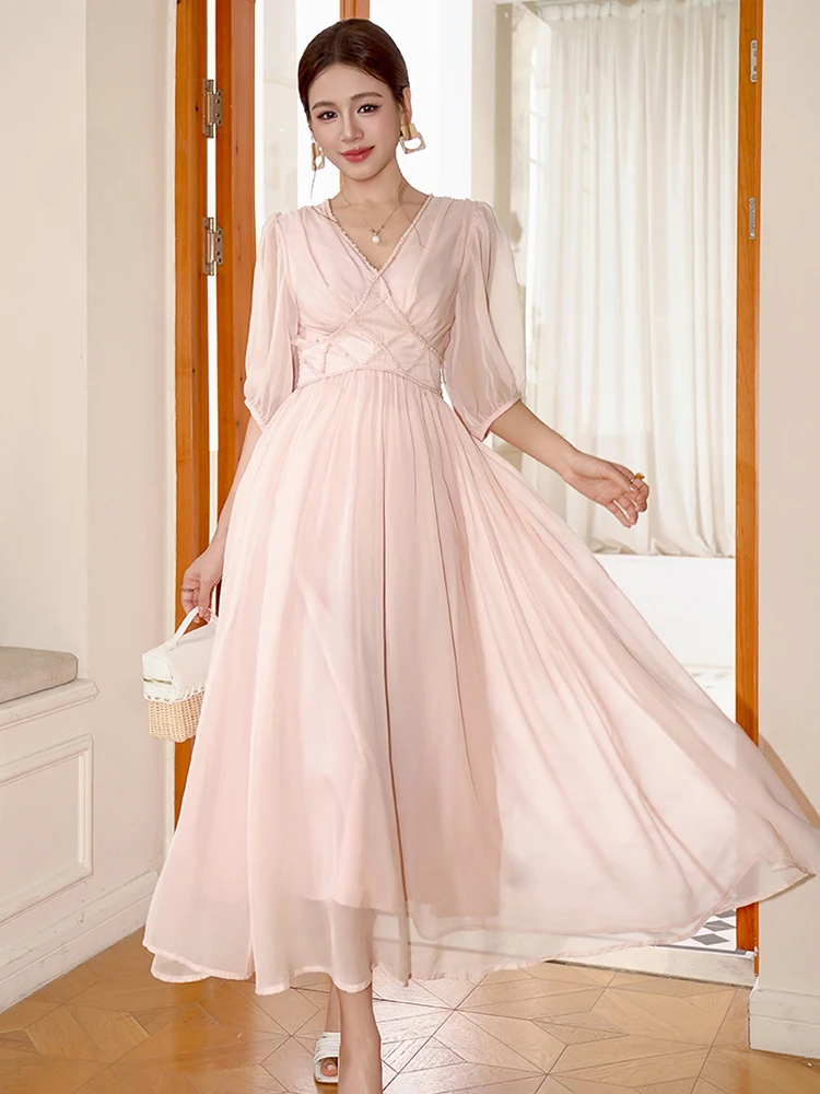 ชุดเดรสผู้หญิงผ้าชีฟองสีชมพู คอวี ทรงคอร์เซ็ท ความยาวปานกลาง ทรงเอไลน์  หรูหรา แฟชั่นสำหรับสุภาพสตรี  งานปาร์ตี้ งานพรอม งานวันเกิด ชุดลำลองสำหรับฤดูร้อน