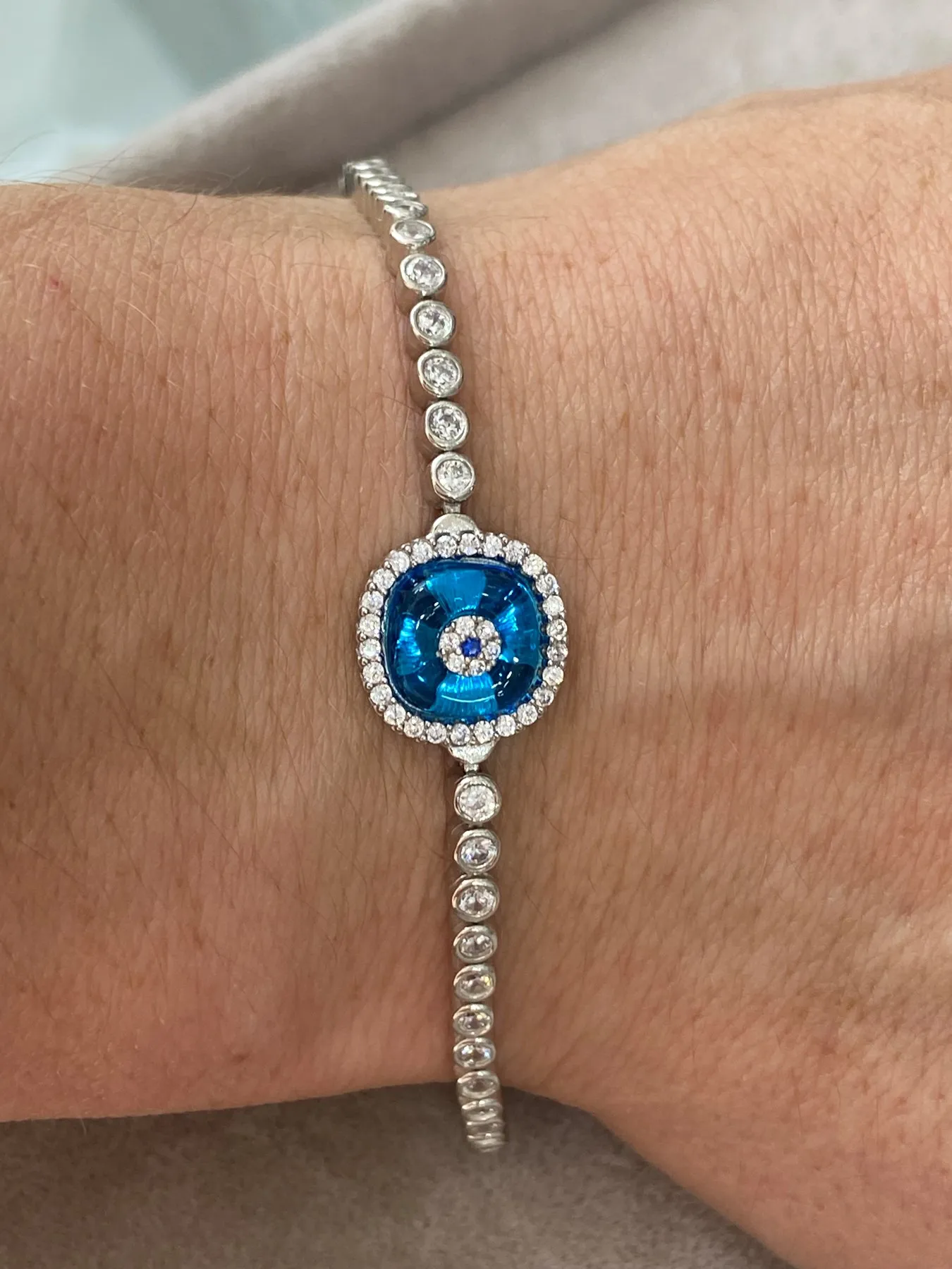 Silver Evil Eye Bead Bracelet, Handmade Bracelet, Made of 925 Sterling Silver.