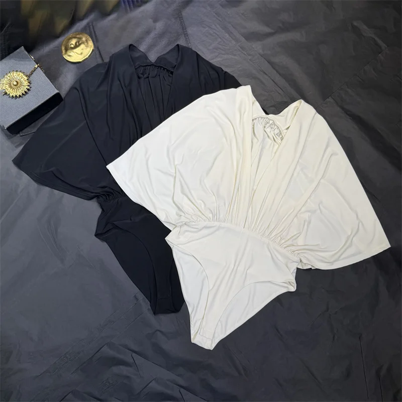 women's bodysuit 2026 Summer New Bat sleeve loose women's bodys Sexy V-neck sleeveless top Elastic knit women's tops pullover