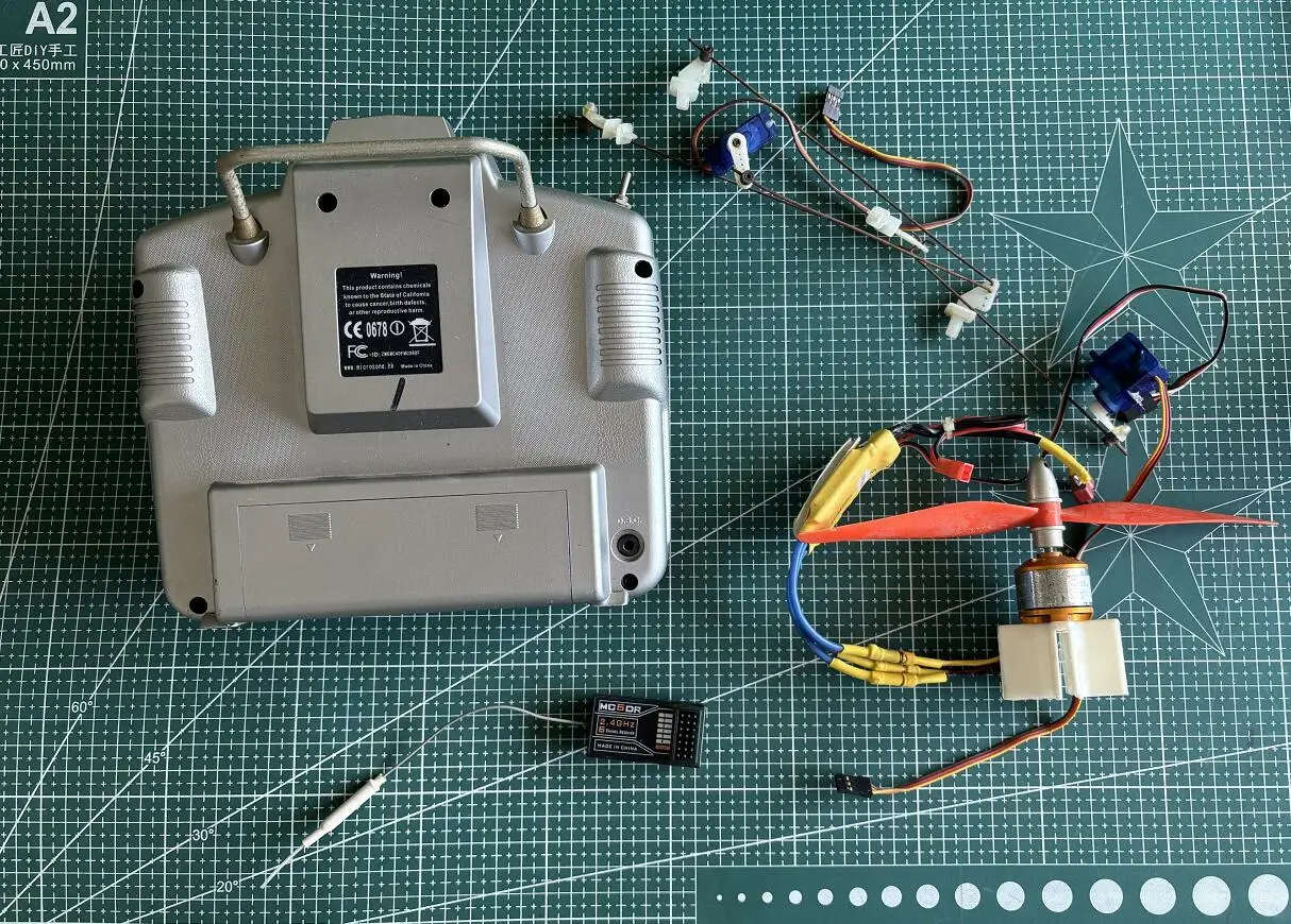 Used Microzone MC6 6CH Radio Set 2.4GHz Transmitter + MC6DR Receiver + 2pcs 9G servos+2212 brushless motor +30A speed ESC RC KT