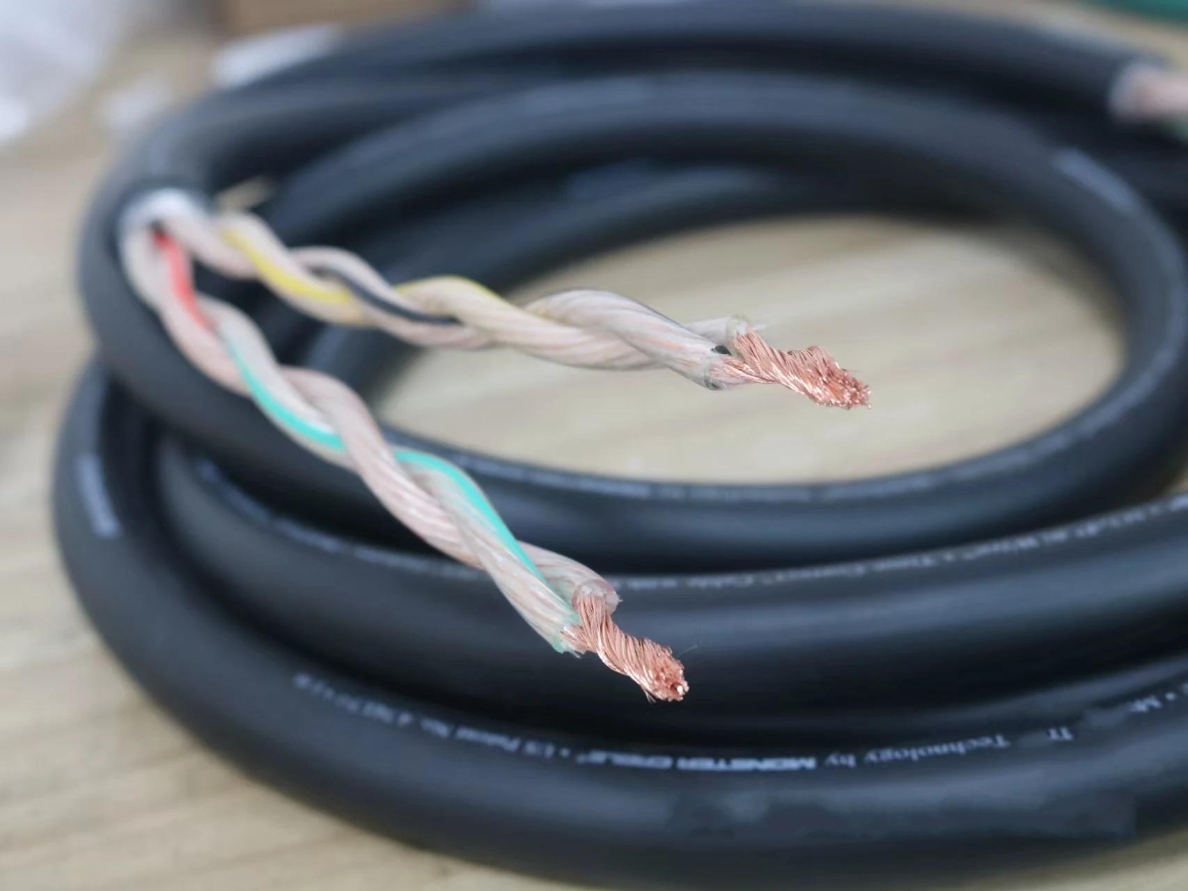 Monster M2.4S Монокристаллическая медь 5-квадратный HIFI аудиофильский акустический кабель AV-усилитель Аудио соединительный кабель Массовый кабель