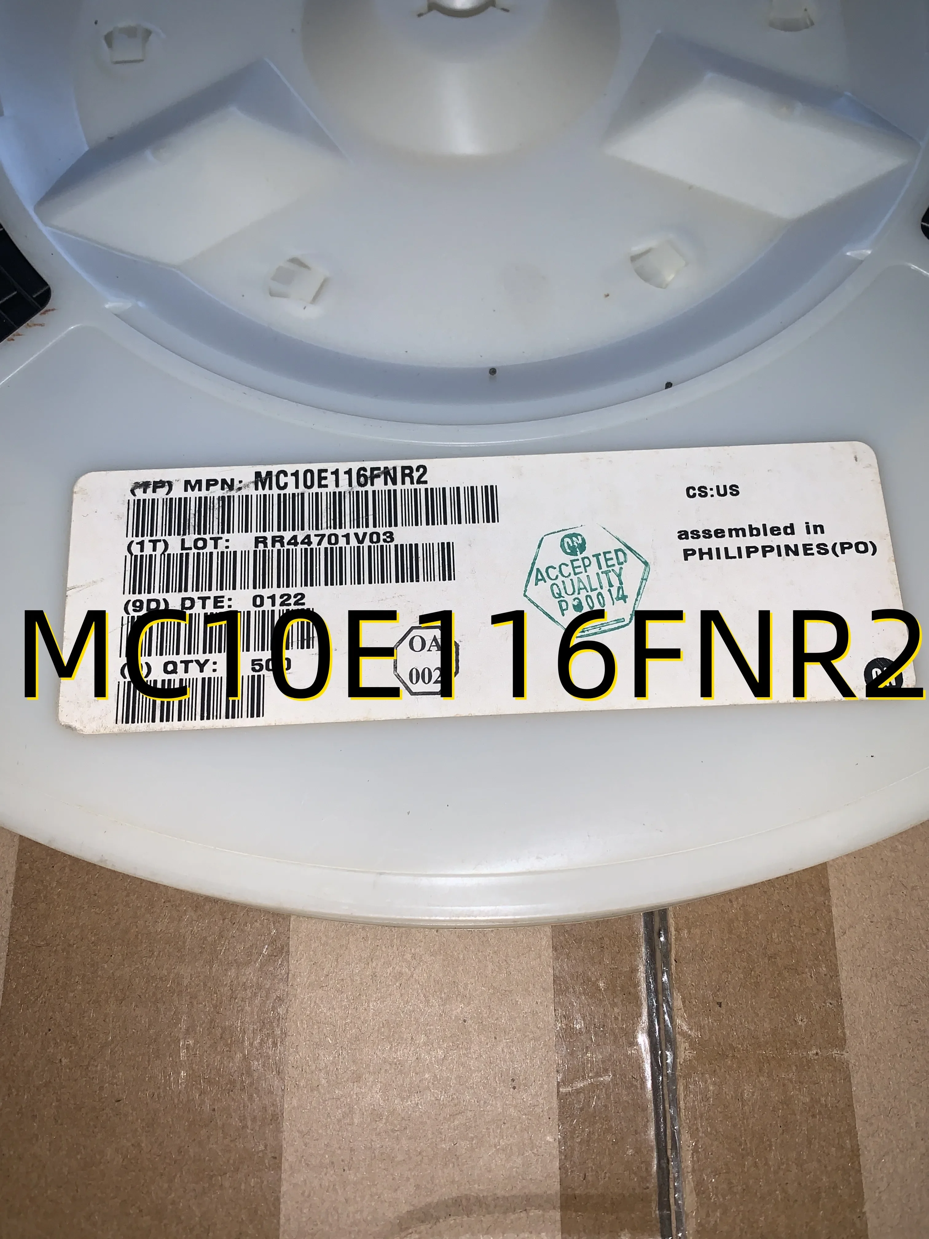 

MC10E116FNR2