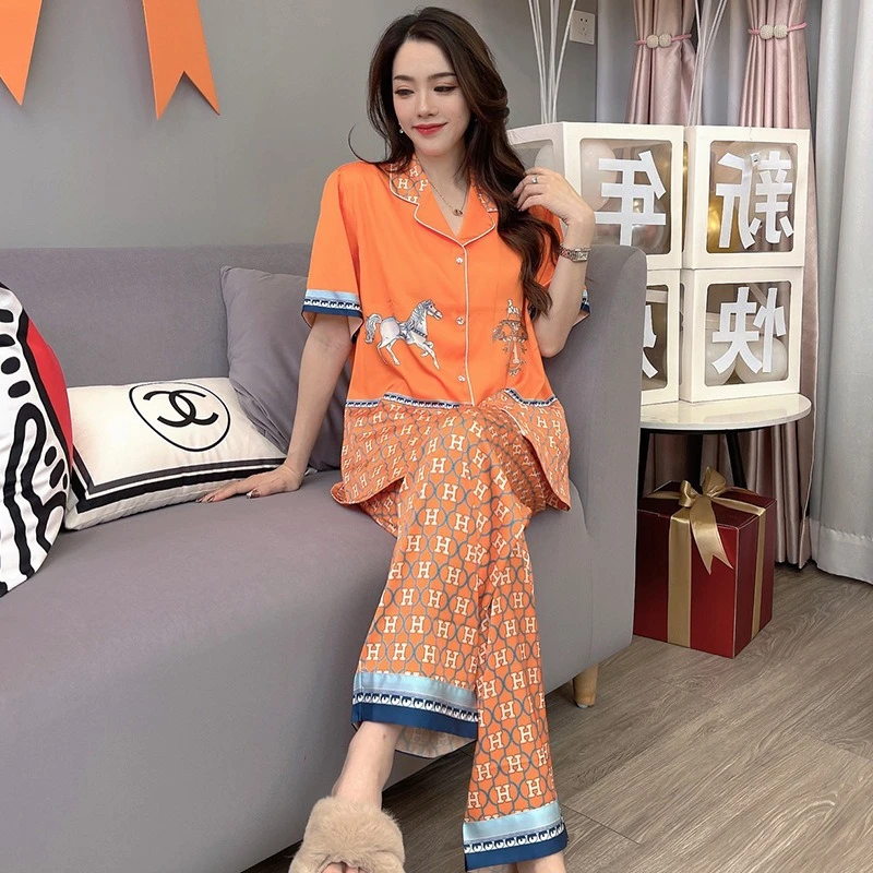 Women Luxurious Pyjamas Set Short Sleeve Trousers Suit Femme Home Clothes Sweet Casual Snow Silk Ladies Pajama Leisure Sleepwear